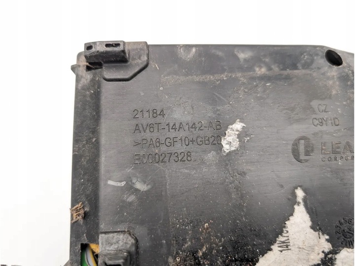 фото №7, Ford focus рамка / модуль запобіжників 1.0 ecoboost бензин 74kw 100 hp