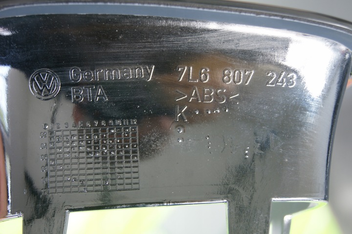 фото №8, Рамка хром vw touareg 2002-2007 новенький оригинальный 7l6807243