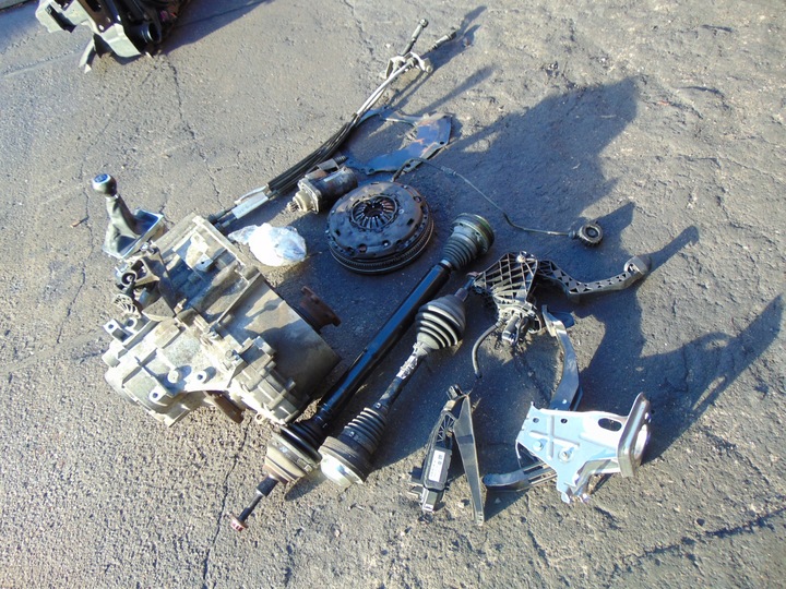 фото №4, Passat b6 swap прокладка з dsg na механическая коробка передач коробка передач 6b kzs 2.0tfsi