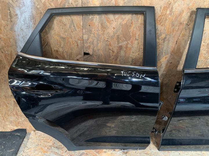 фото №8, Hyundai tucson iii рестайлінг двері зад комплектні l/p