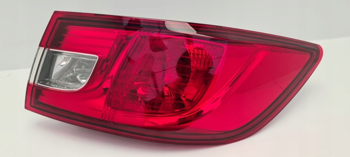 фото №1, Renault clio iv лампа правая зад