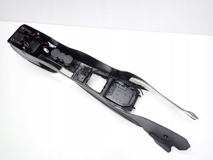 фото №9, Туннель подлокотник панель рамка usb европа 655863241n skoda scala 24r