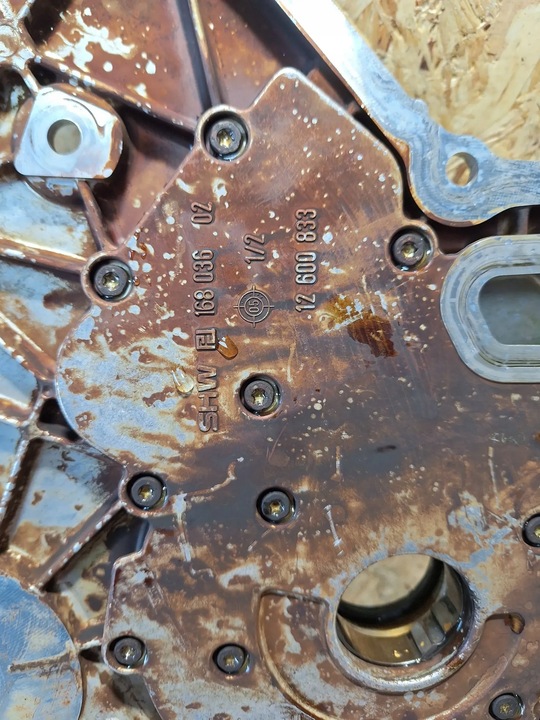 фото №5, Насос масла корпус 12600832 alfa romeo 159 brera 2.2 jts