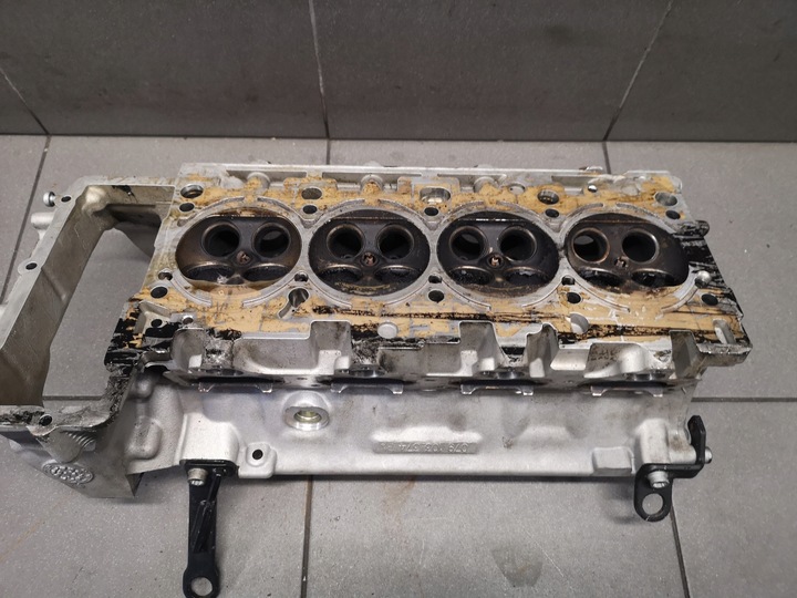 фото №7, Головка права 4.2 fsi s5 rs5 rs4 079103374bn голий