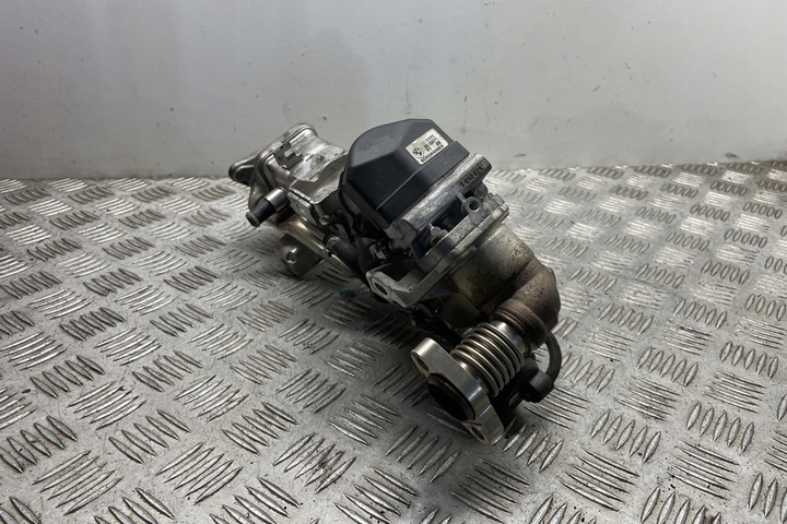 фото №8, Радиаторов egr bmw 7 f01, f02 7822350 3.0l дизель 190kw 2015