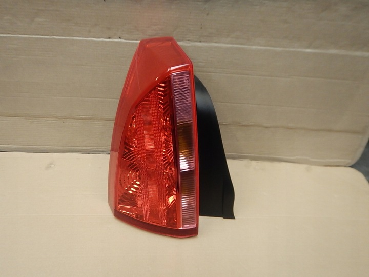 фото №1, Лампа ліва зад cadillac bls 2008