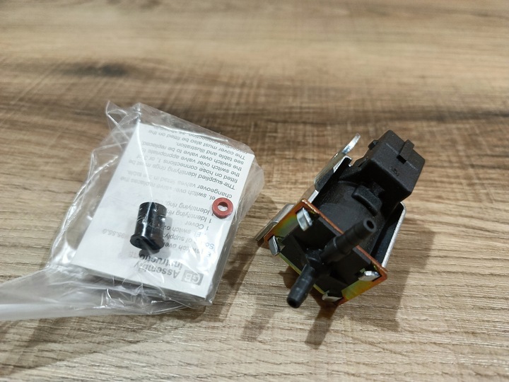 фото №14, Клапан регулюючий vw 1,9tdi 7.21895.55.0