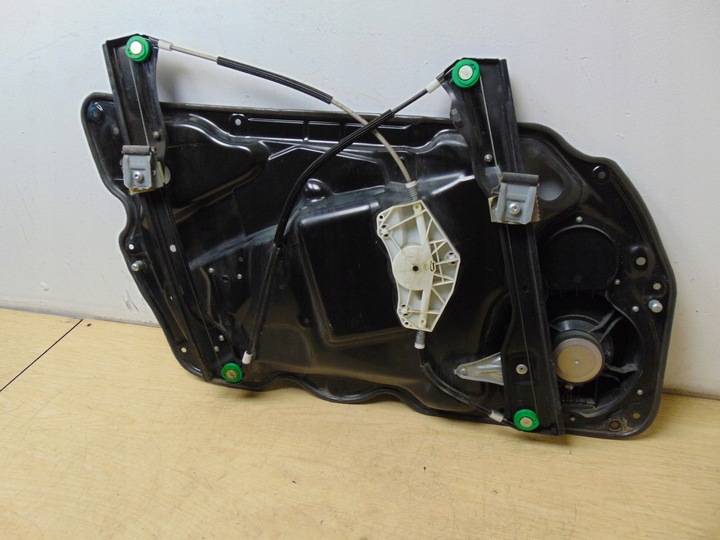 фото №12, Механизм стёкла правые перед vw passat b7 3c0959792a