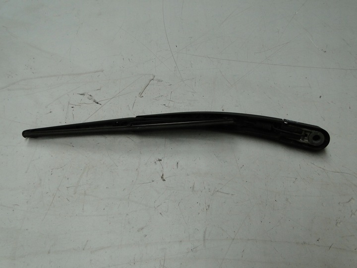 фото №2, Ford fiesta mk7 важіль двірники кришки зад