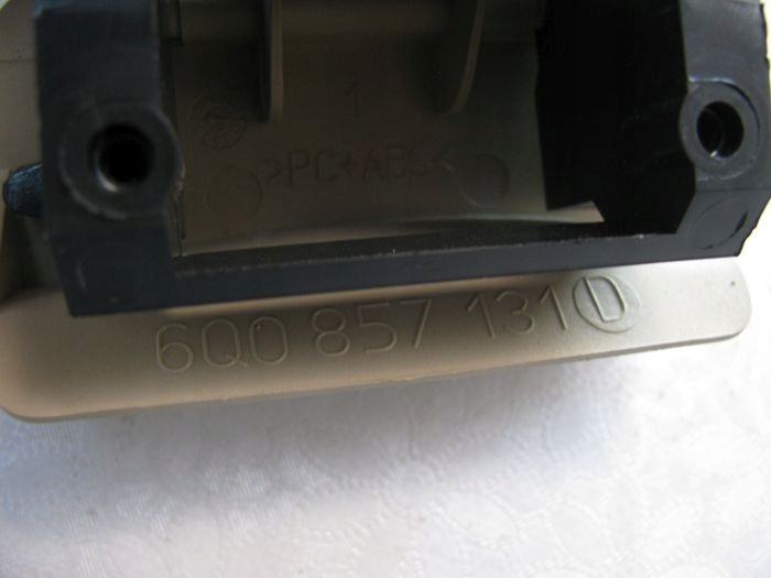 фото №11, Vw polo 6q замок бардачка консоли 6q0857131d