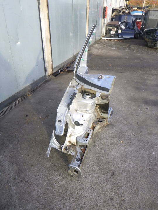 фото №6, Крыло четверть vw touran la7w 2.0 tdi 2006