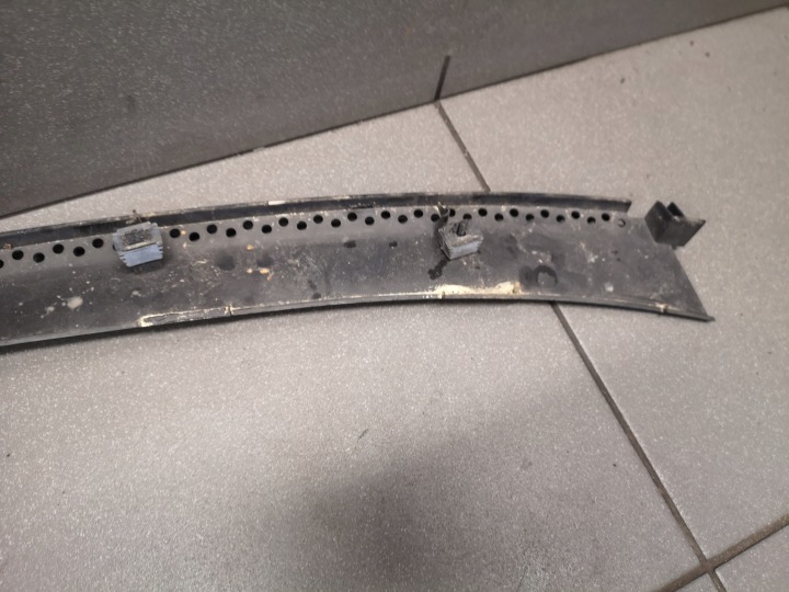 фото №13, Панель под лобовым стеклом ford galaxy 1.9 7m0853185c