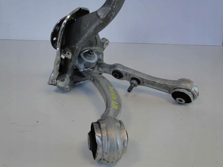 фото №8, Mercedes c w205 205 поворотна опора права + 2 важелі