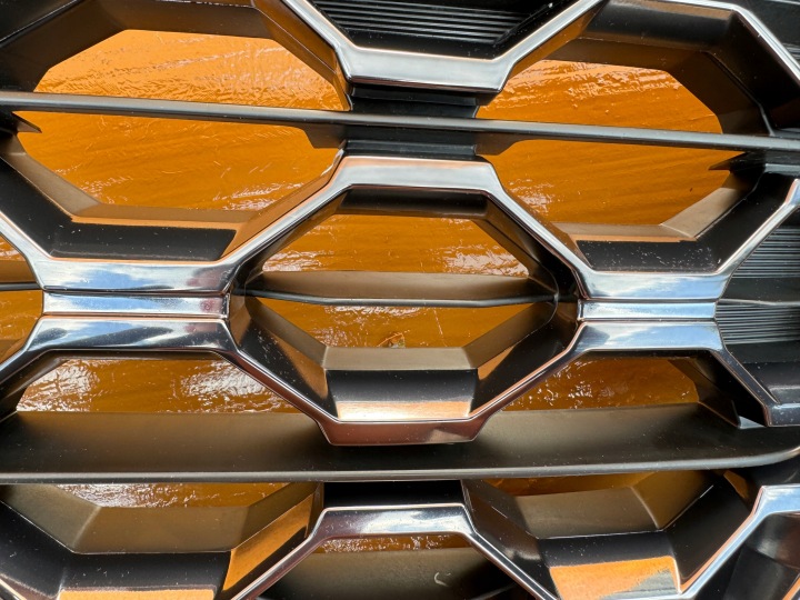фото №12, Hyundai santa fe iv 4 18r- центральна решітка бампера перед передня 86350-s1110