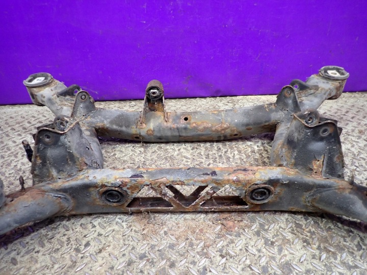 фото №7, Bmw 7 e38 98- 3,0d m57d30 підрамник траверса зад балка візок підвішування