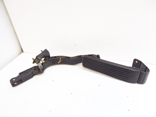 фото №1, C класс w202 93-01 педаль потенциометр газа 2.2 cdi