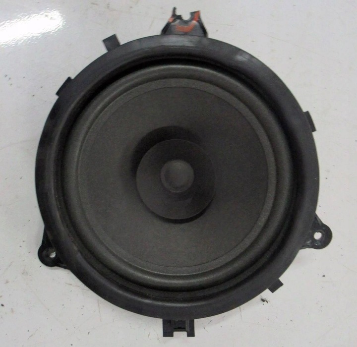 фото №1, Volvo v70 ii динамик правый задний зад