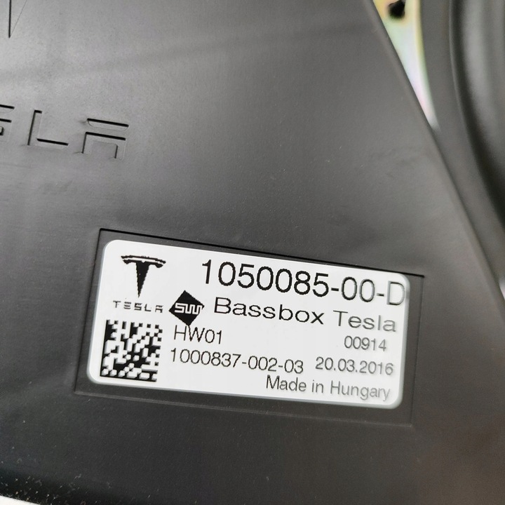 фото №7, Tesla модель x 2016 динамик низкочастотный