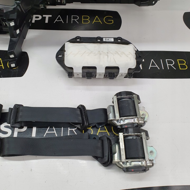 фото №8, Opel corsa f торпедо консоль подушки ремни подушка pulpit air bag set
