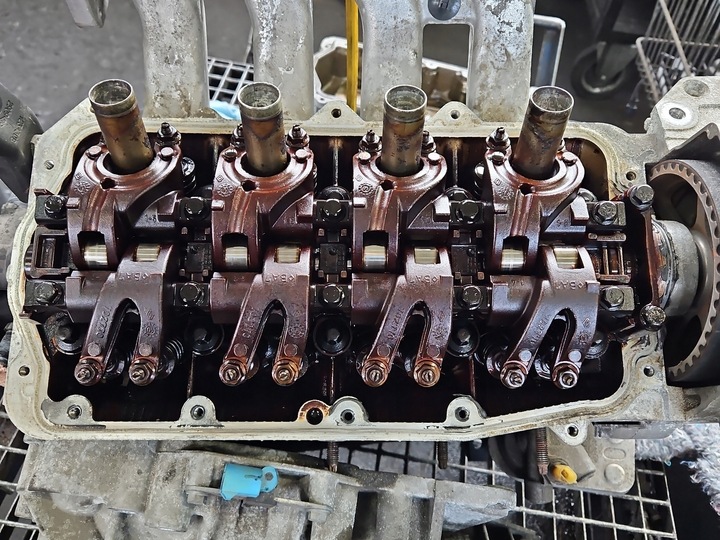 фото №9, Двигатель renault clio iii d4f d4f h 786 1.2 tce film измерение