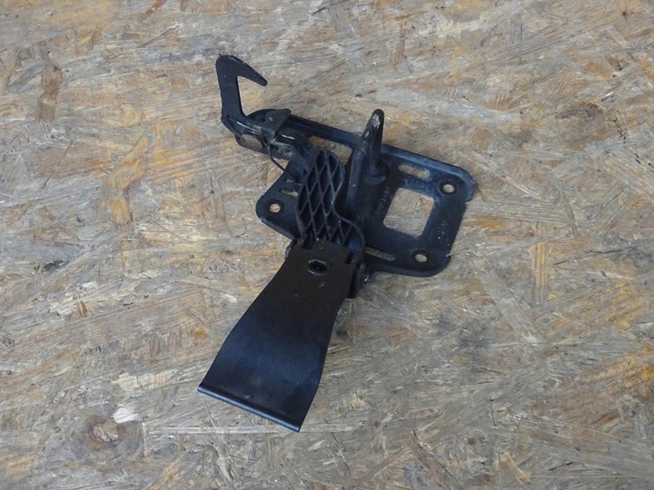 фото №8, Audi s5 a5 8t a4 b8 замок засов капота 8t0823480