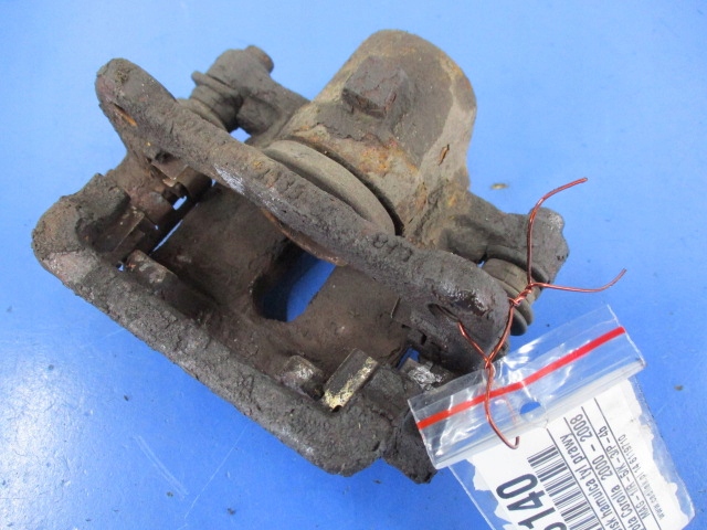 фото №1, Corolla e12 універсал 2.0d супорт гальма зад праві