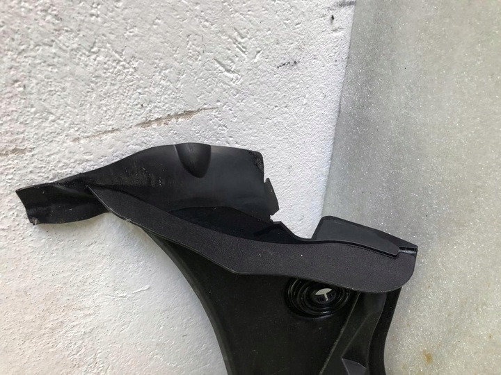 фото №9, Панель под лобовым стеклом пластиковый 15677210 bmw e90 e91