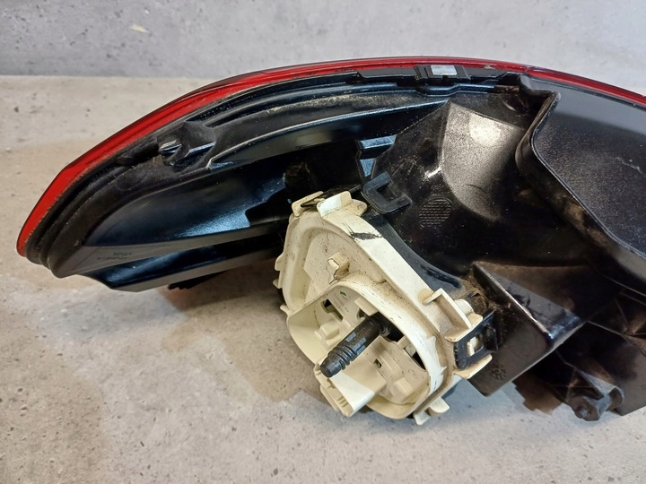 фото №6, Лампа правая зад vw touran ii nr. 5ta945096a