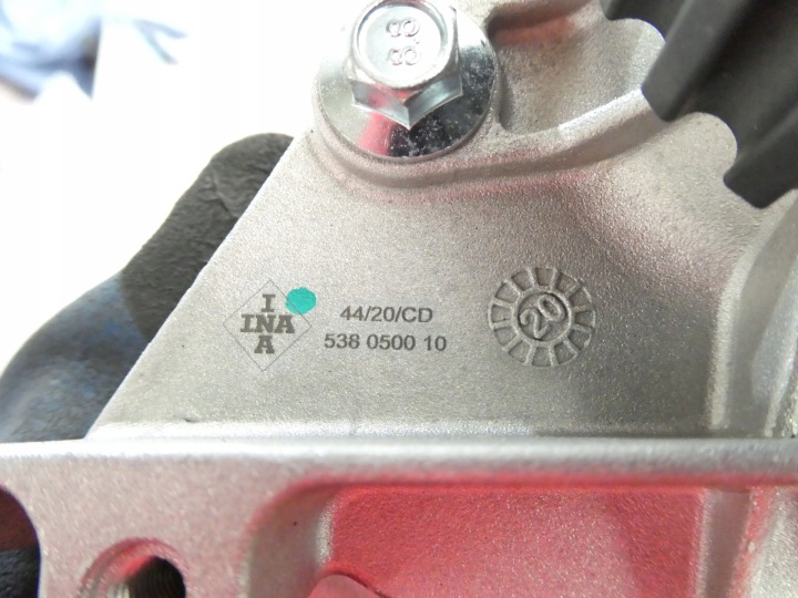 фото №7, Водяна помпа  peugeot 307 citroen c4 538050010