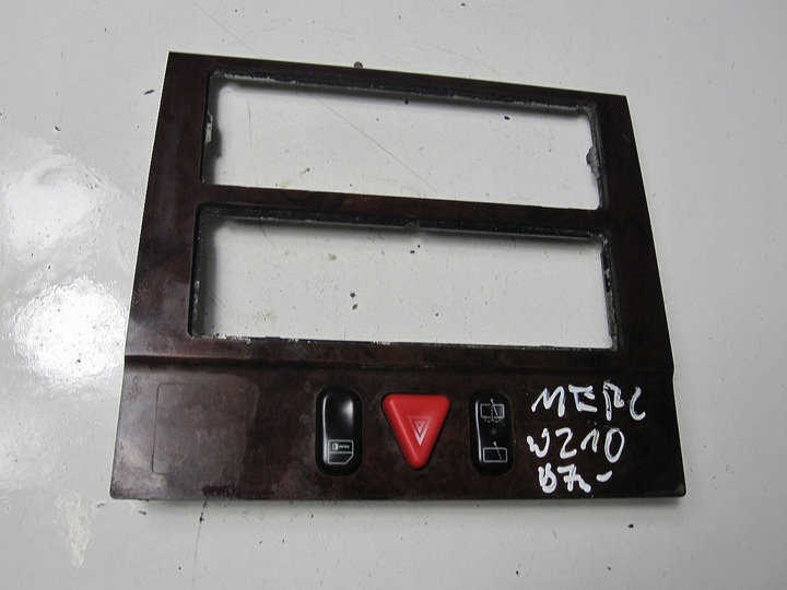 фото №1, Консоль середня вимикач awaryj mercedes w210 97r