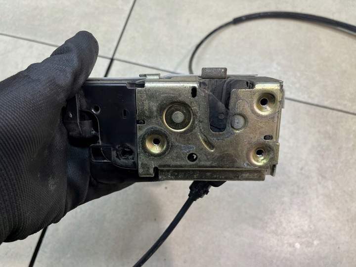 фото №6, Замок дверь левый перед замок дверь левый перед 5pin citroen c2 1.4 52187680