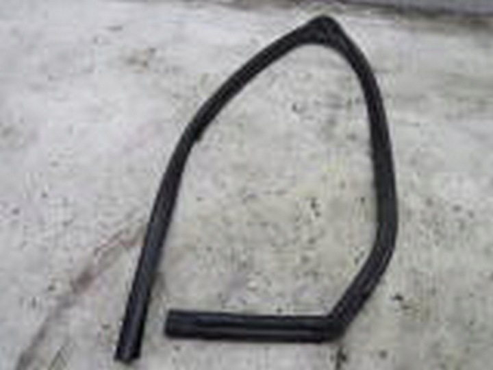 фото №1, Прокладка дверь правые зад задняя ford ecosport