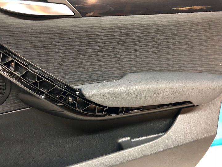 фото №6, Bmw x1 e84 боковина обивка дверь правые перед правая