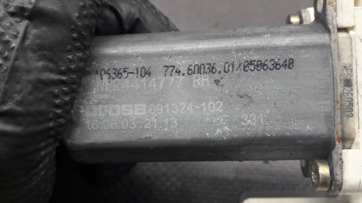 фото №12, 991324102 двигунчик скла правий зад vectra c універсал
