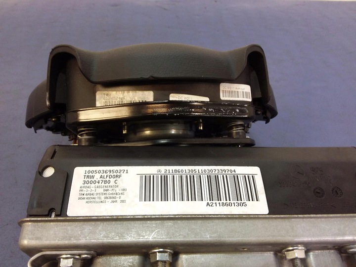 фото №7, Mercedes e w211 панель роздавальна konola