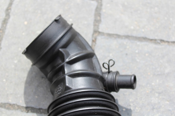 фото №11, Труба повітропровід шланг повітря avensis t25 corolla verso ii 17880-0r010