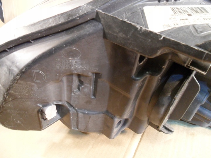 фото №14, Лампа правий перед eu 89901835 renault laguna iii 3 260100032r