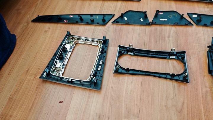 фото №15, Декоры планки декоративный комплект mercedes w204 универсал шлифованный алюминий