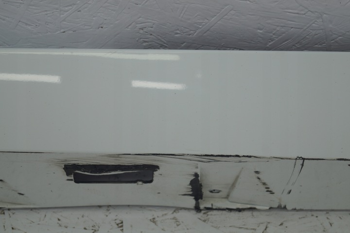 фото №4, Планка порогова накладка ліва audi r8 420 06- ly9c