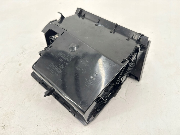 фото №6, Volkswagen golf vii 2020 з спереди бардачок панели распределительной