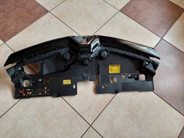 фото №10, Решётка радиатора - решётка - renault captur рестайлинг - 17-19