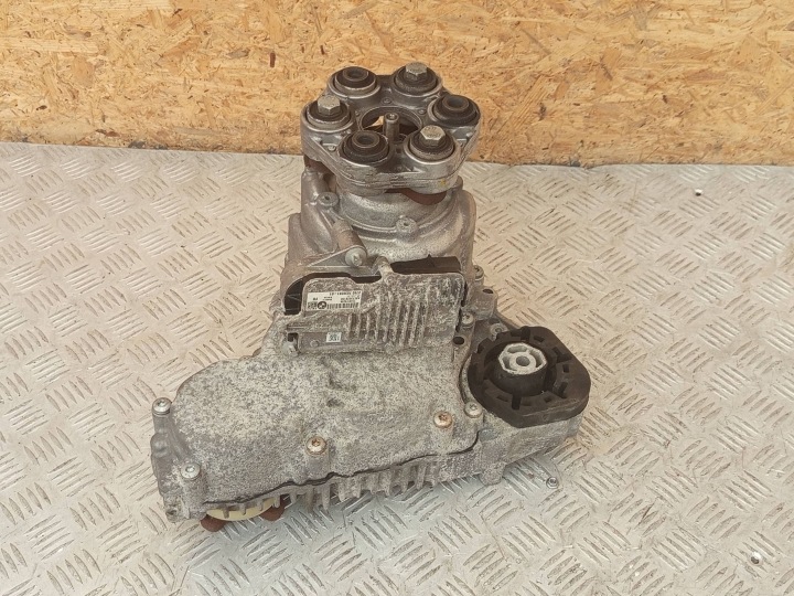 фото №8, Bmw (oem) 7639262 1' f20 3' f30 5' f07 6' f12 редуктор skyrznia распределитель