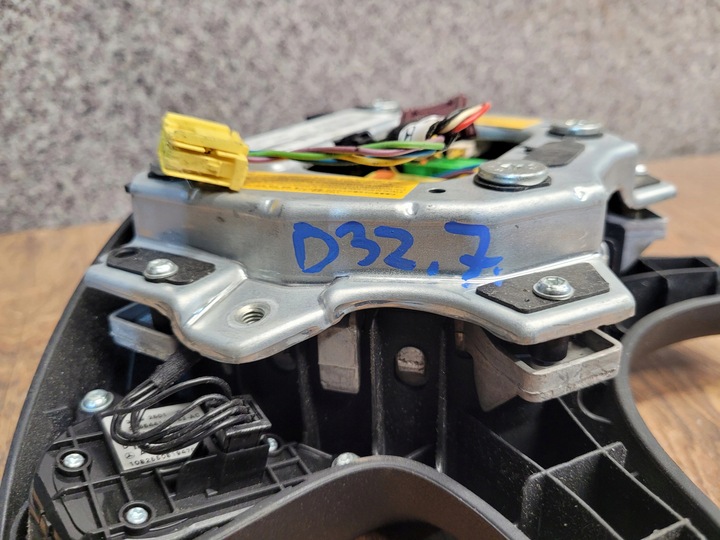 фото №6, Mercedes c w204 оригинал подушка водителя подушка безопасности a2048600102