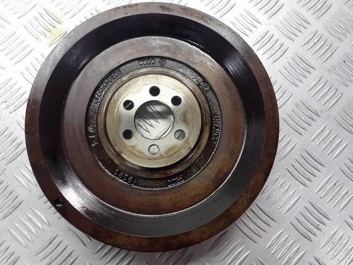 фото №1, Колесо маховики seat altea 1.6 mpi r030105271d