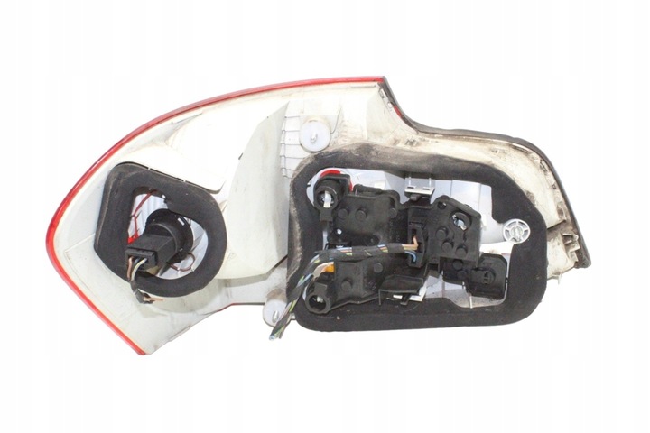 фото №8, Лампа права задня bmw 1 купе e82 6924520 3.0l бензин 225kw 2009