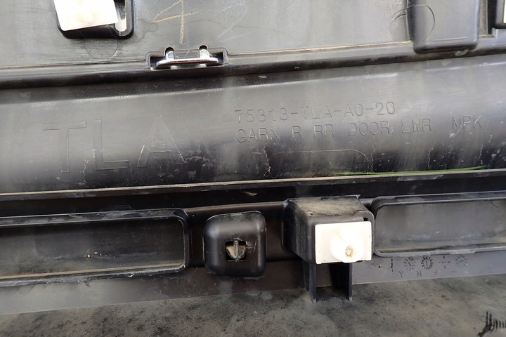 фото №9, Honda cr-v 18- накладка планка двері права зад задня 75313tlaa020 rh оригінальний номер
