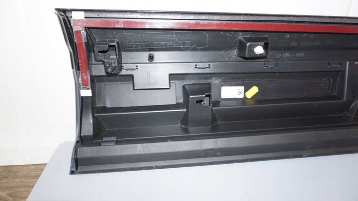 фото №8, Audi q7 планка двері лівий перед 4m0853959b