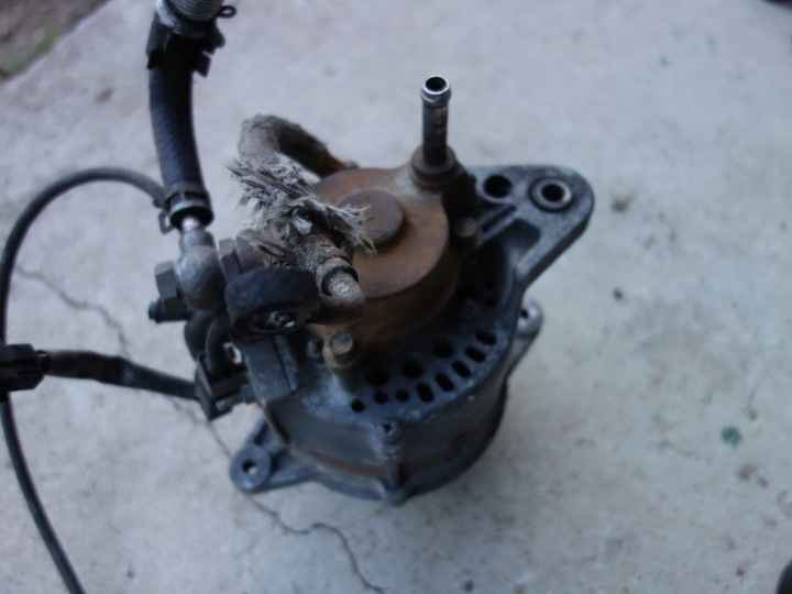 фото №5, Toyota land cruiser lj70 2,4td 2l-t генератор 27030-54160 вакуум