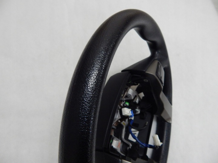 фото №8, Toyota land cruiser j150 рестайлинг- руль круиз-контроль