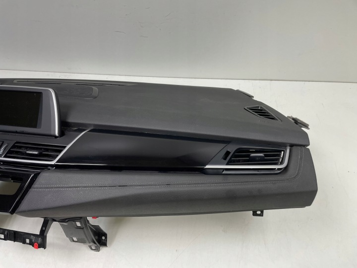 фото №6, Торпедо консоль bmw 2 grand tourer